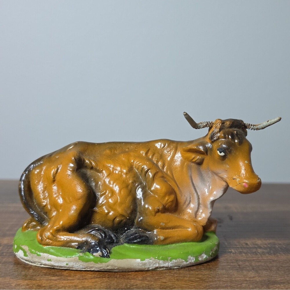 VINTAGE HAND PAINTED ITALY PAPER MACHE LYING BULL COW STEER CHRISTMAS NATIVITY